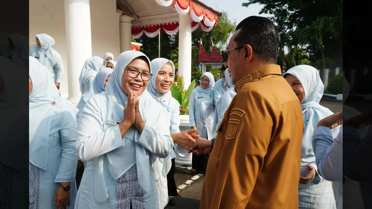 Kontingen Jambore PKK Tanah Datar Dilepas, Eka Putra: Datang Membawa Misi, Pulang Bawa Ilmu